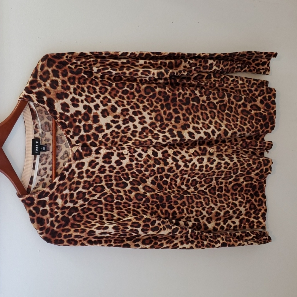 Torrid Button Front Leopard Print Cotton Cardigan… - image 2